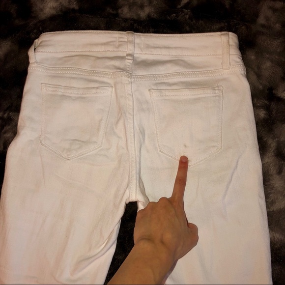WHITE DISTRESSED DENIM - Picture 4 of 4